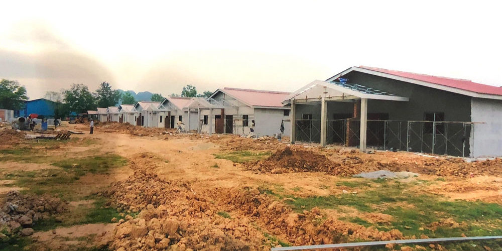 1. IRIS KOTO 1 1. IRIS KOTO 1